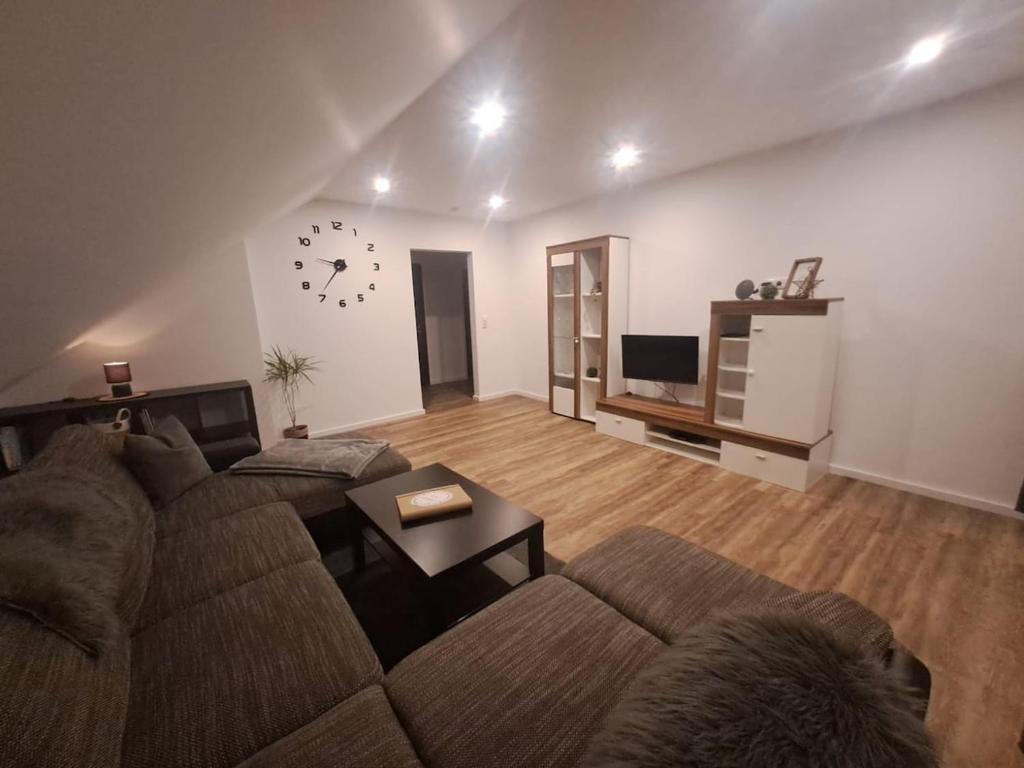 Blick ins Wohnzimmer